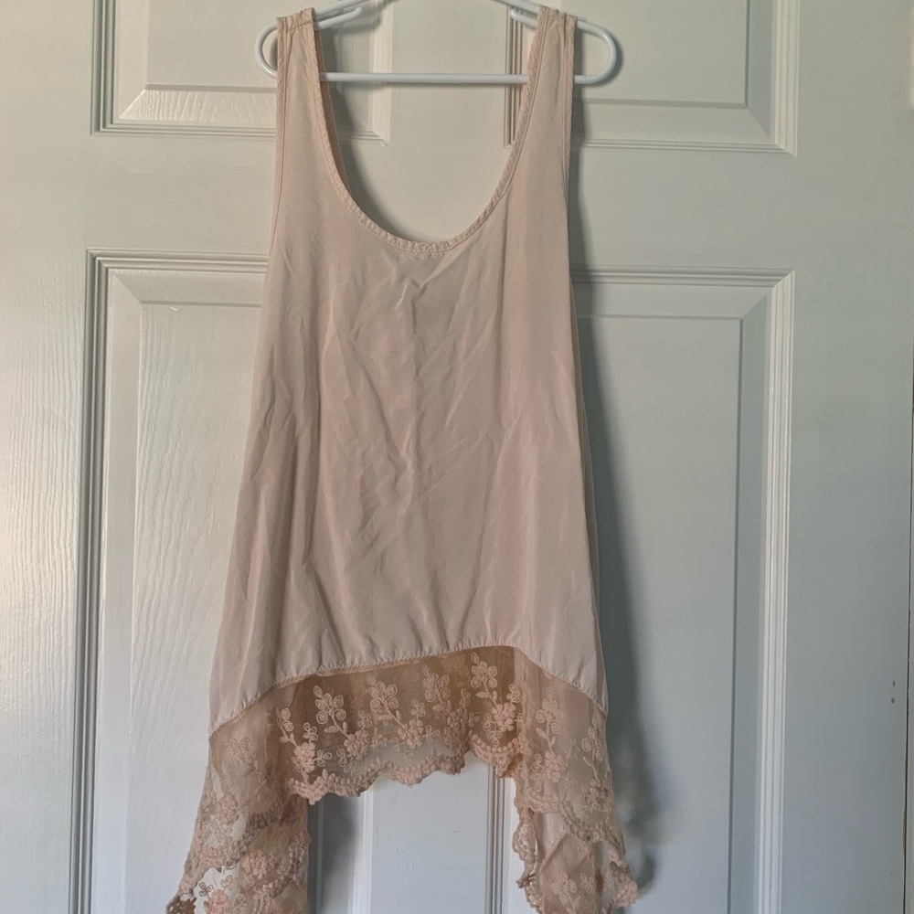 American Eagle Don’t Ask Why Flowy Blush Peach Lace Waterfall Sharkbite Tank Top